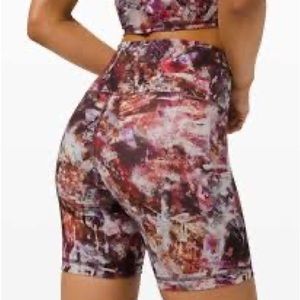 Lululemon Wunder Train short 6”